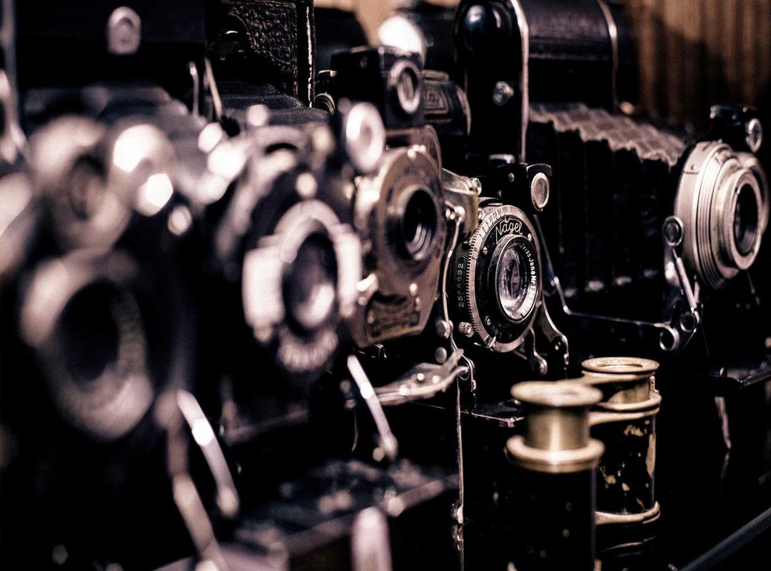 The Digital Battlefield: How Social Media Amplifies Visual Rhetoric