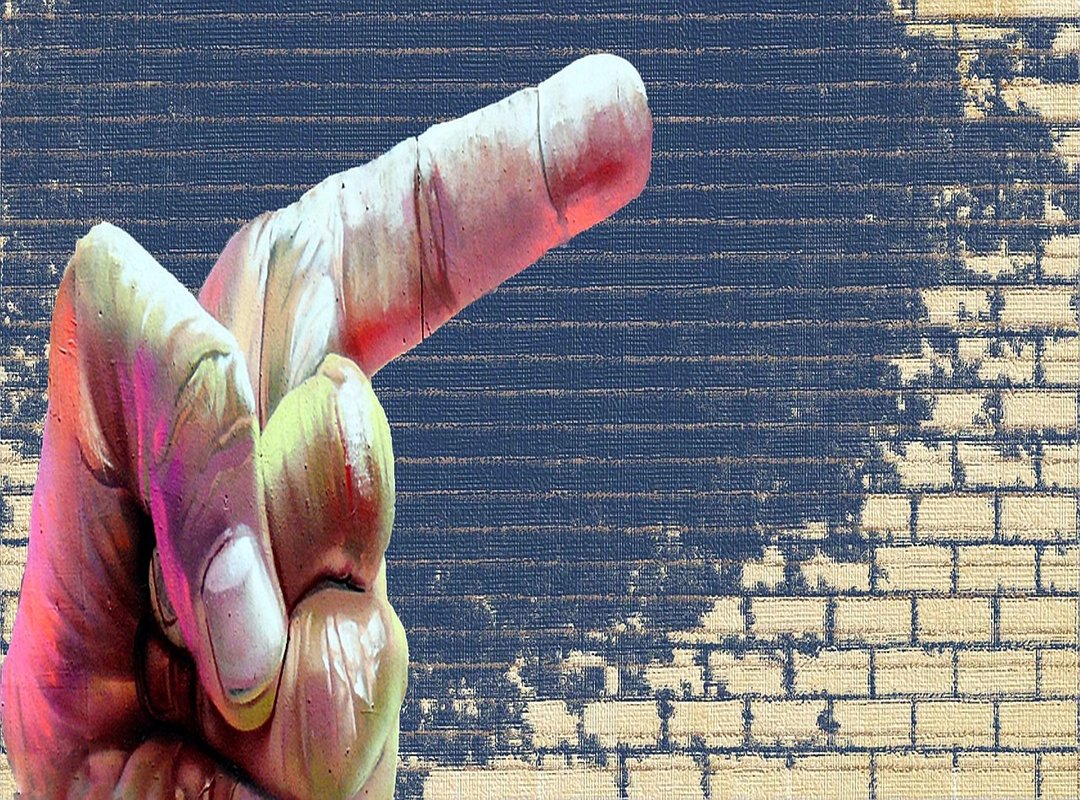 Finding a Better Dutch Interpretation of the Song's Chorus